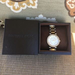 Michael Kors MK6055