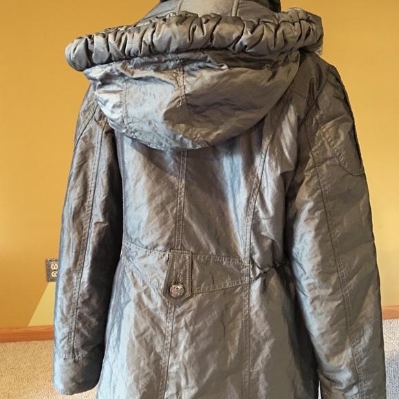 Laundry Jacket - Picture 3 of 4