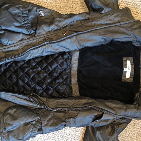 Laundry Jacket - Picture 4 of 4