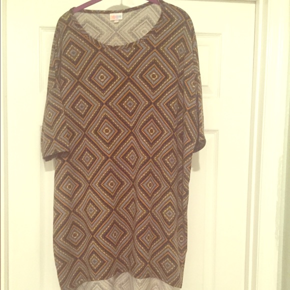 Brand new Lularoe Fall Color Irma!!