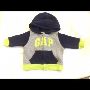 BABY GAP HOODIE -  3 months