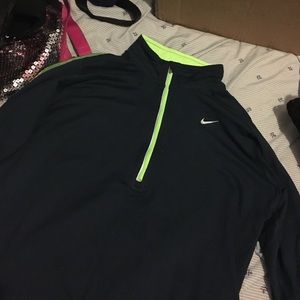 Nike Drifit HalfZip