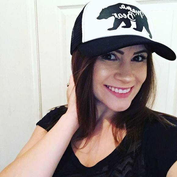 Meet your Posher, Chynna - Picture 1 of 1