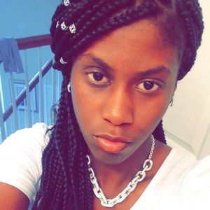 Meet your Posher, Isabella