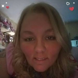 Meet your Posher, Dina