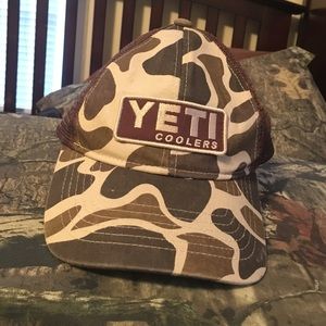 Yeti hat