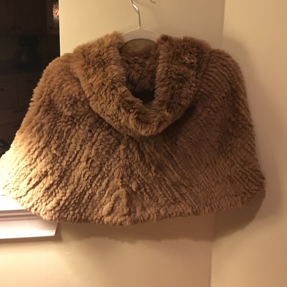 Rabbit fur cowl necked pullover cropped topper