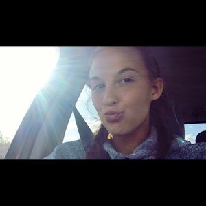 Meet your Posher, Madison