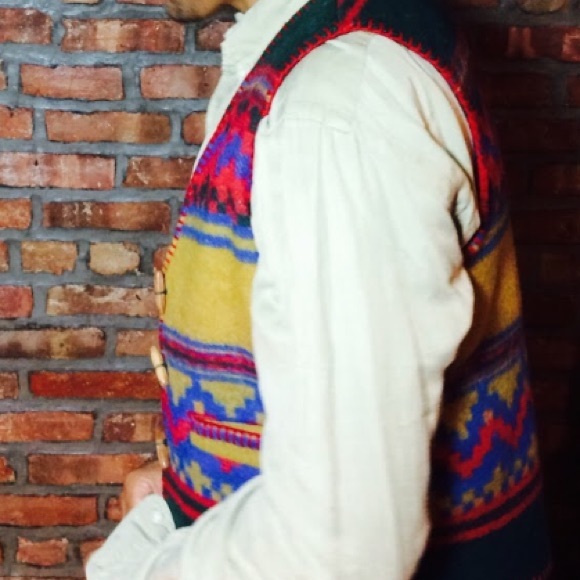 ✨HOST PICK✨ Native American influence vest. - Picture 3 of 4