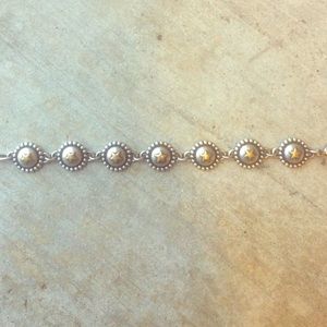 Gold star bracelet