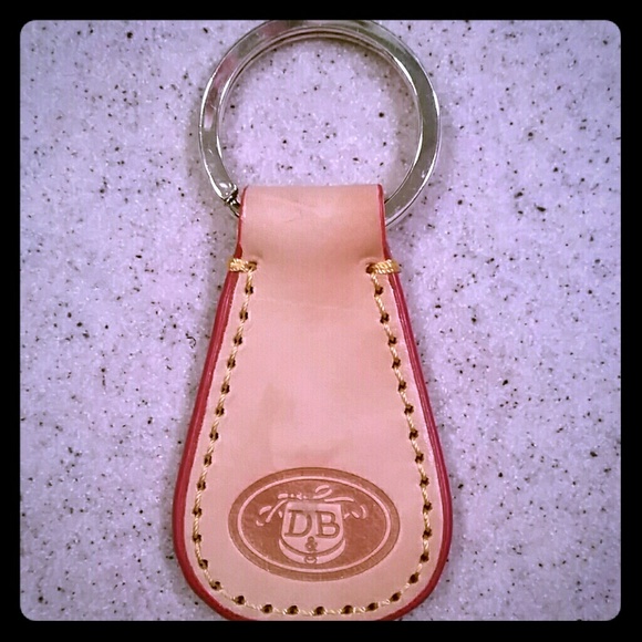 Brand new leather Dooney and Burke key chain
