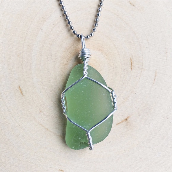 NJ Sea Glass Pendant - Picture 1 of 3