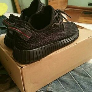 2016 Yeezy boost 350 pirate black