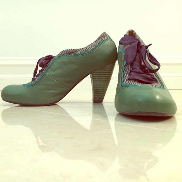 Poetic License About the Benjamin heel