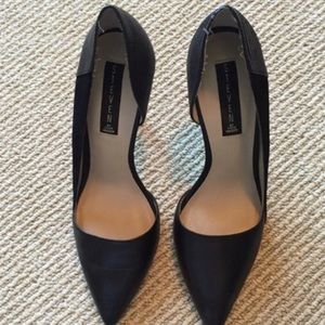 Steve Madden black pumps