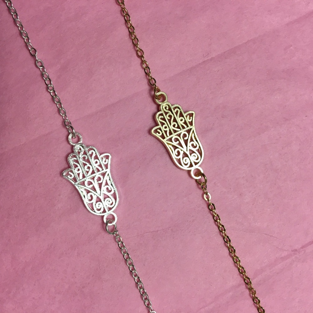 Hamsa Hand Bracelet - Picture 4 of 5