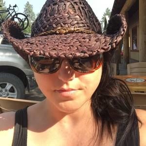 Meet your Posher, Heidi