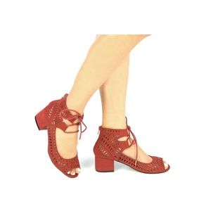 Brick res chunky heels w lace up