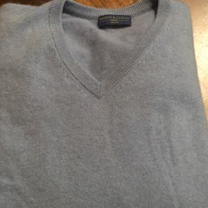 Pale blue cashmere Joseph & Lyman V neck sweater
