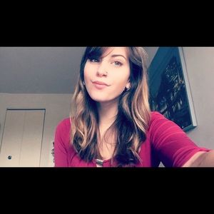 Meet your Posher, Cait