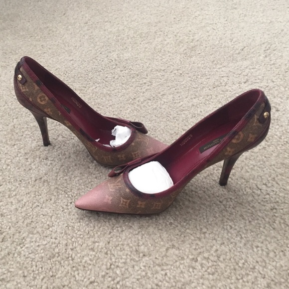 Louis vuitton flash ss08 pump size 36.5