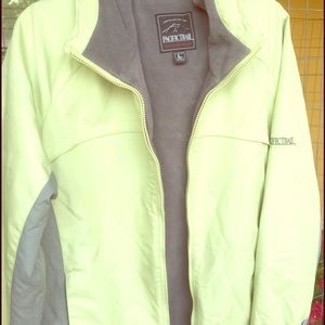 Pacific trail jacket with fleece lining. 🎁🎄💨