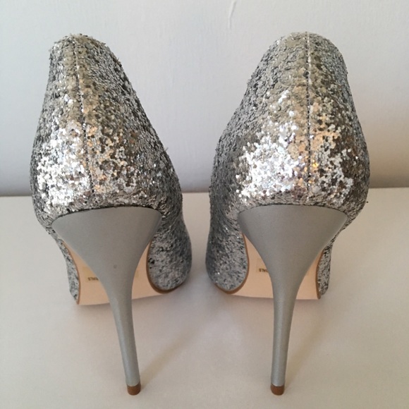 Silver Glitter High Heel Pumps - Picture 4 of 4