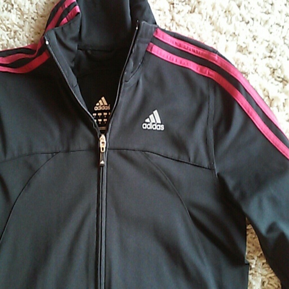 🛍Adidas