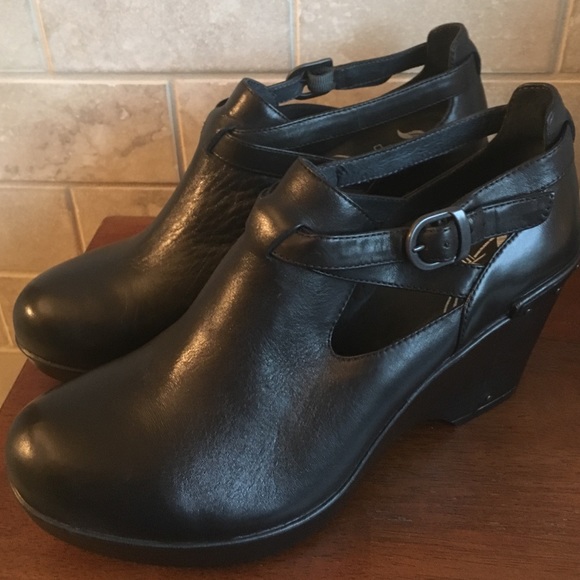 Dansko Black Shoes
