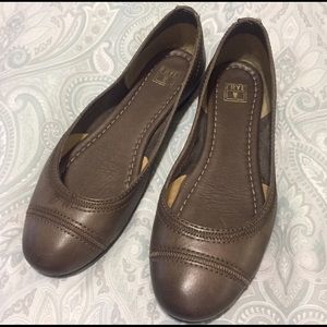 ⚡️SALE⚡️FRYE Carson Stitch Ballet Flats Leather