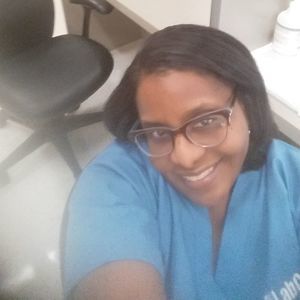 Meet your Posher, Yolanda