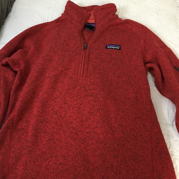 Women's 1/4 Zip Patagonia Pullover- Red
