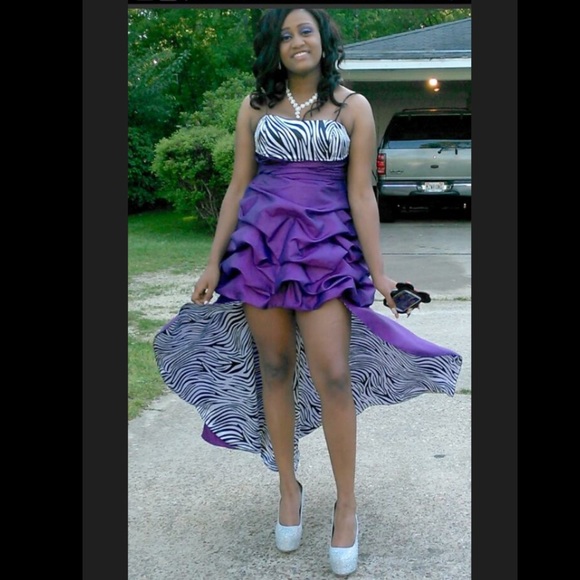 Dress - Picture 1 of 1