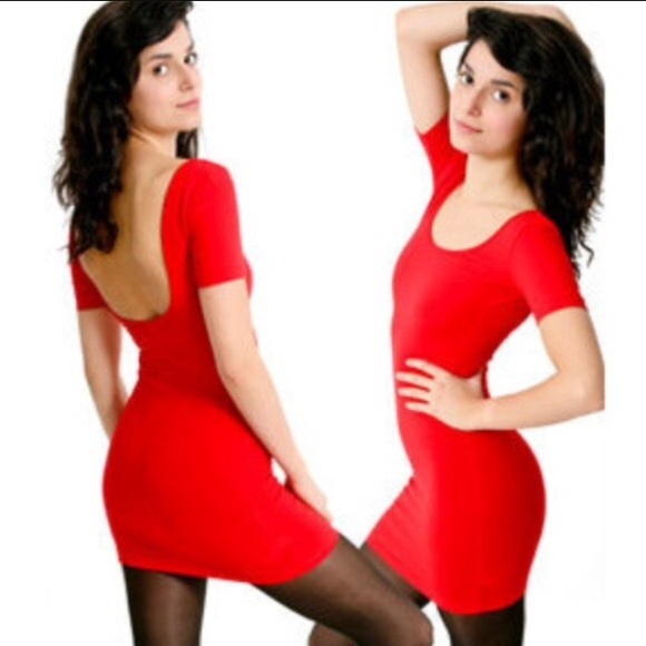 Double u red dress