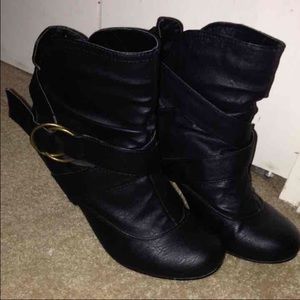 Ankle boots