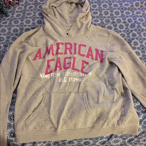 American eagle sweatshirt