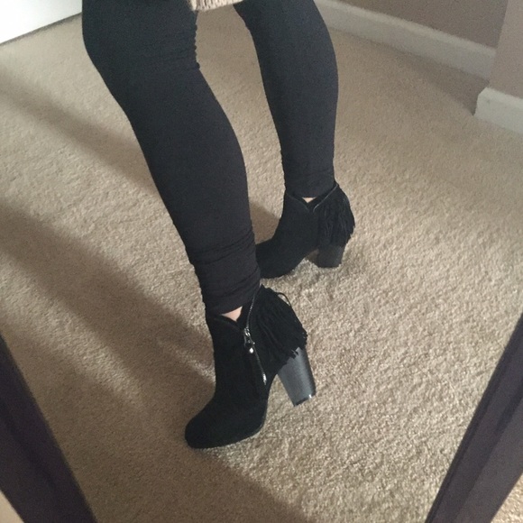 Black fringe booties! - Picture 3 of 4