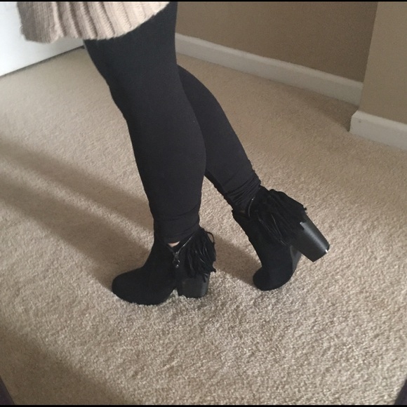 Black fringe booties! - Picture 4 of 4