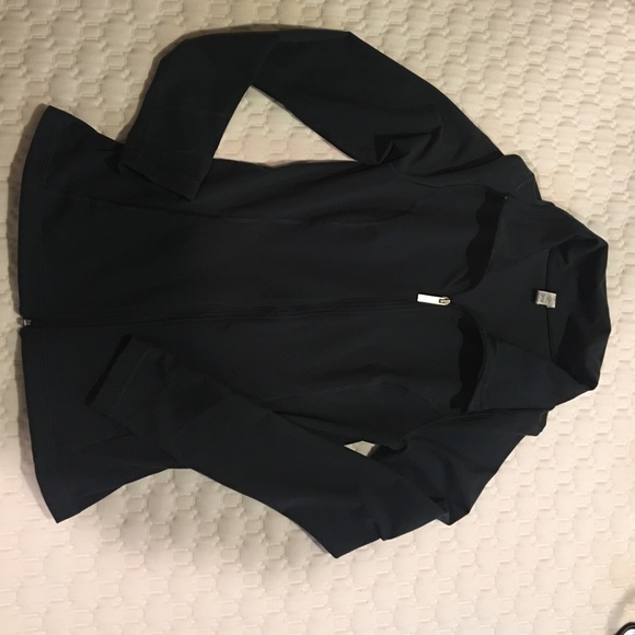 Under Armour fitted "allseason" jacket