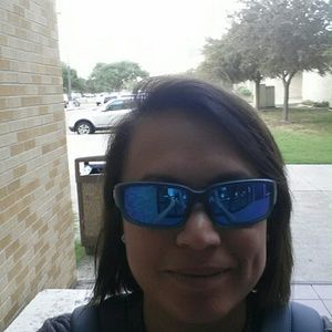 Meet your Posher, Dolly