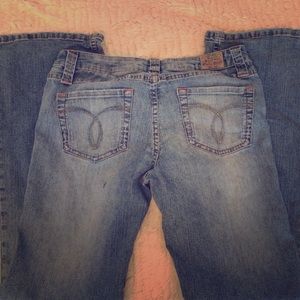 PARIS BLUES slightly distressed boot cut jeans