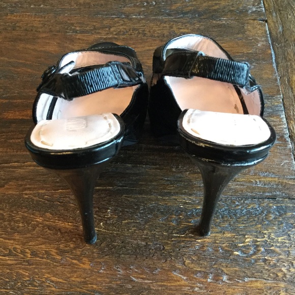 Colin Stuart Patent Leather Peep Toe Heel - Picture 2 of 2