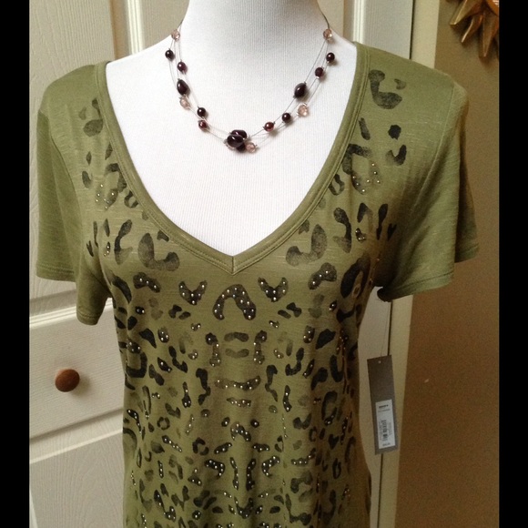 Cotton. Blend Tee Shirt - Picture 2 of 4