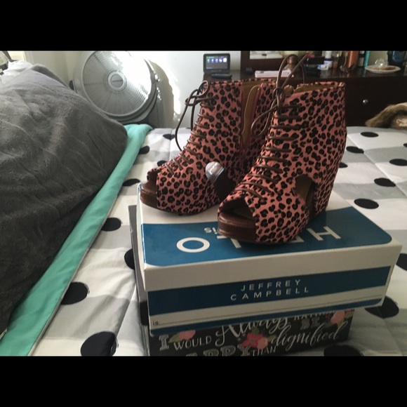 Jeffrey Campbell bootie