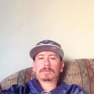 Meet your Posher, Jhovani
