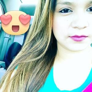 Meet your Posher, Mariela