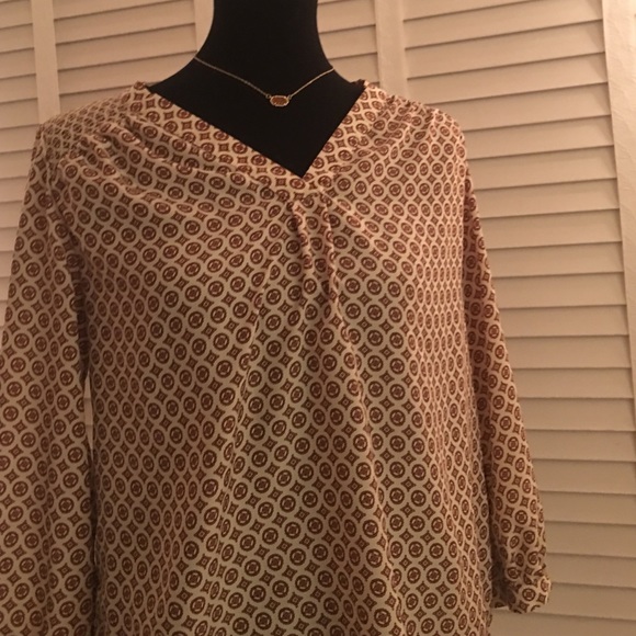 Blouse - Picture 2 of 3