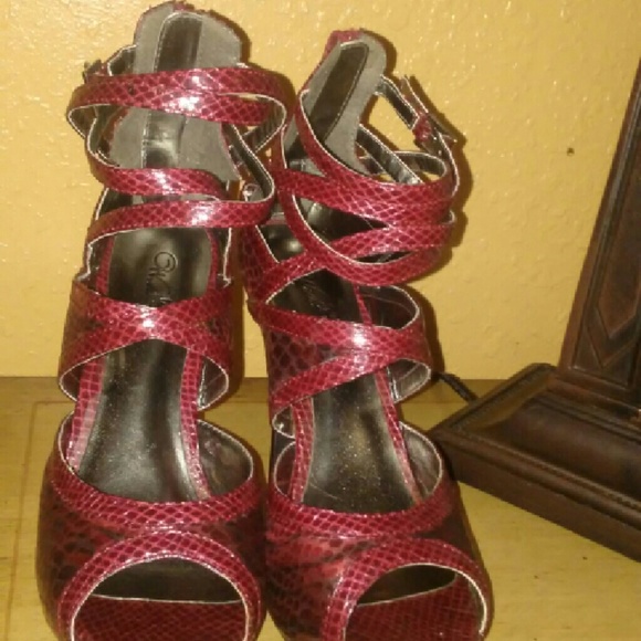 Red heels - Picture 4 of 4