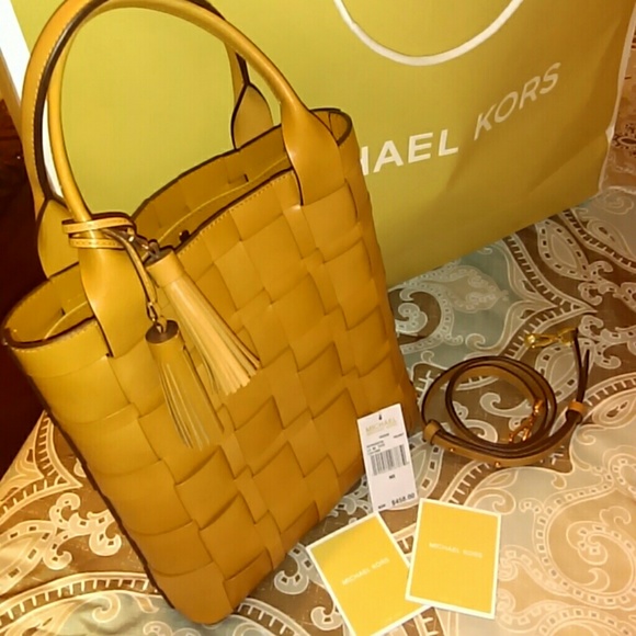 Michael Kors Vivan Woven Tote