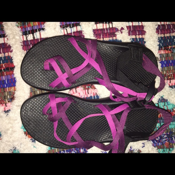 Pink/purple vibrant chaco shoes